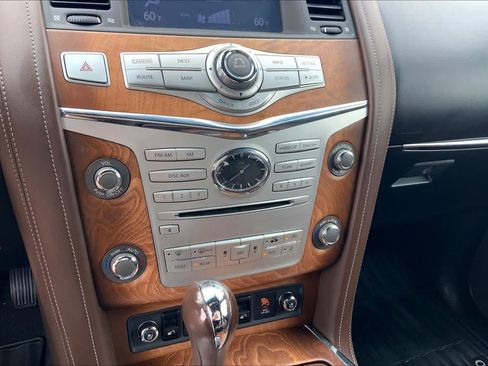 Used 2015 INFINITI QX80 4WD w/ Limited Package image 34