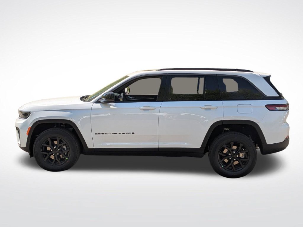 New 2026 Jeep Grand Cherokee Altitude AWD/4WD image 6