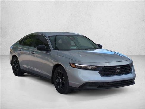 Used 2025 Honda Accord LX image 3