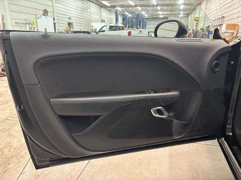 Used 2019 Dodge Challenger R/T RWD image 7