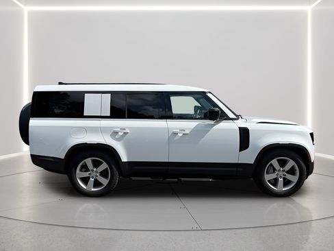 Certified 2025 Land Rover Defender 130 S AWD/4WD image 5