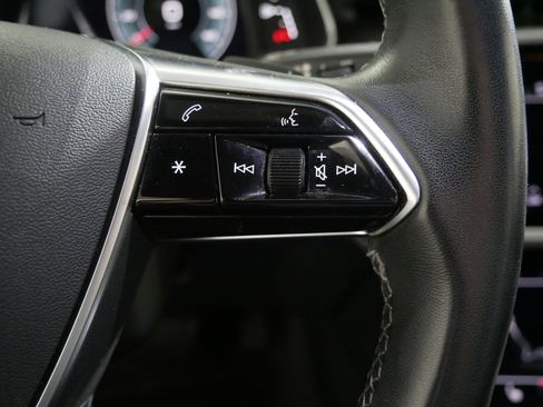 Used 2023 Audi A6 Premium image 28