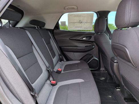 New 2026 Chevrolet TrailBlazer LS w/ LS Convenience Package FWD image 28