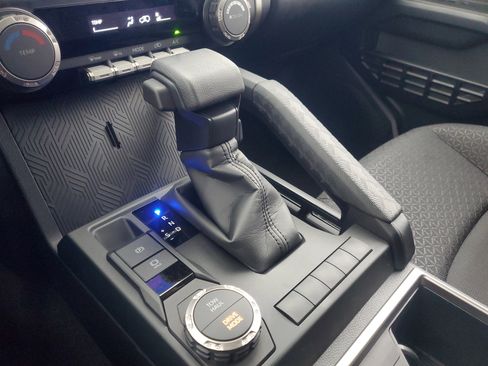 Used 2025 Toyota 4Runner SR5 image 32