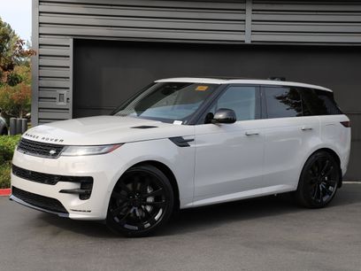 New 2026 Land Rover Range Rover Sport Dynamic SE