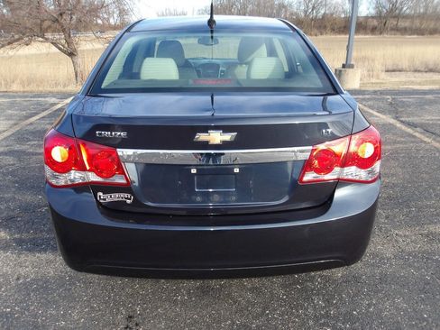 Used 2014 Chevrolet Cruze LT image 4