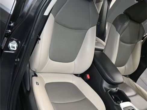 Used 2024 Toyota RAV4 XLE w/ Convenience Package image 19