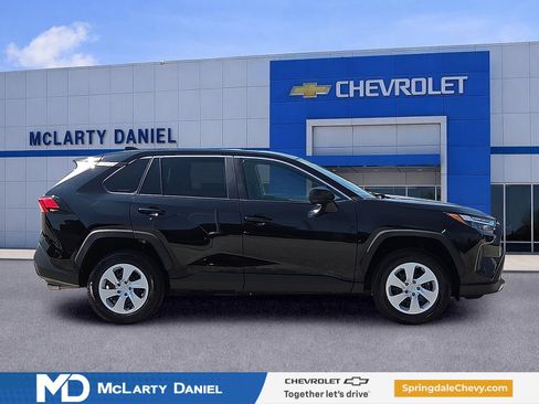 Used 2025 Toyota RAV4 LE FWD image 6
