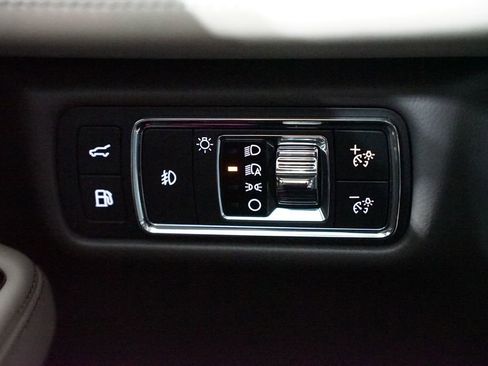 Used 2022 Lincoln Aviator Grand Touring w/ Equipment Group 301A image 28