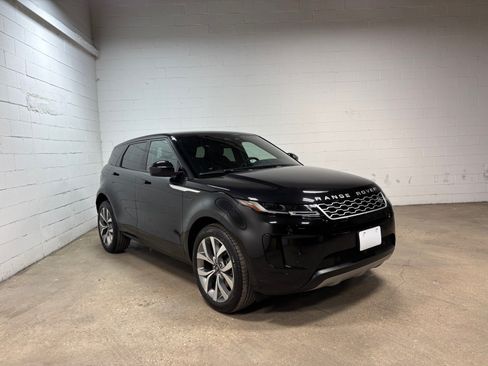 Used 2023 Land Rover Range Rover Evoque SE AWD/4WD image 4