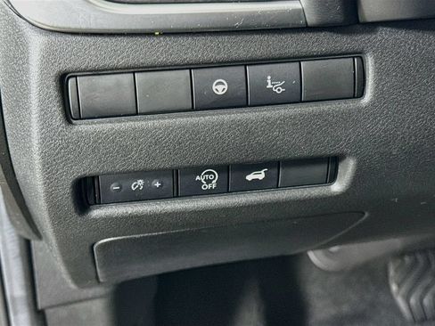 Used 2023 Nissan Rogue Platinum w/ Platinum Premium Package AWD/4WD image 12