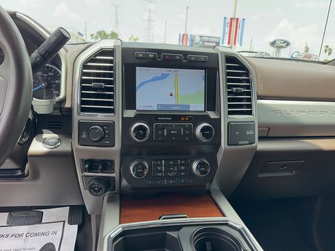 Used 2021 Ford F250 King Ranch w/ King Ranch Ultimate Package AWD/4WD image 25