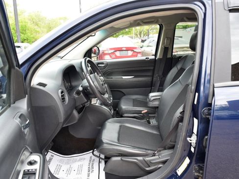 Used 2014 Jeep Compass Latitude AWD/4WD image 29