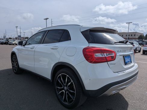 Used 2015 Mercedes-Benz GLA 250 4MATIC image 30