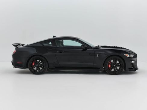 Used 2021 Ford Mustang Shelby GT500 w/ Technology Package image 2
