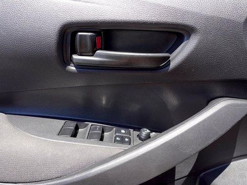 Used 2024 Toyota Corolla LE FWD image 11
