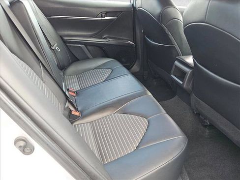 Used 2024 Toyota Camry SE image 23