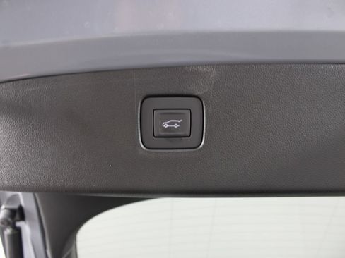 New 2026 Buick Envista Sport Touring w/ Convenience I Package FWD image 17