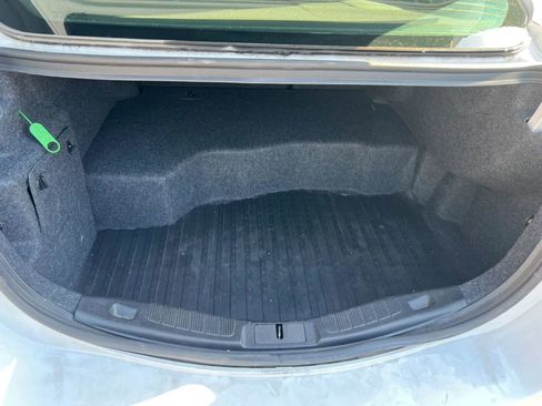 Used 2018 Ford Fusion SE w/ Equipment Group 602A FWD image 14