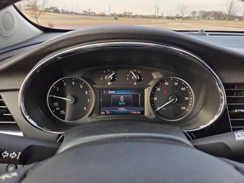 Used 2019 Buick Encore Essence AWD/4WD image 27