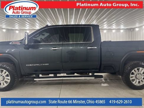 Used 2022 GMC Sierra 2500 Denali w/ Denali Ultimate Package AWD/4WD image 2