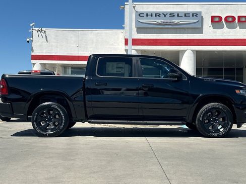 New 2026 RAM 1500 Big Horn w/ Night Edition AWD/4WD image 8