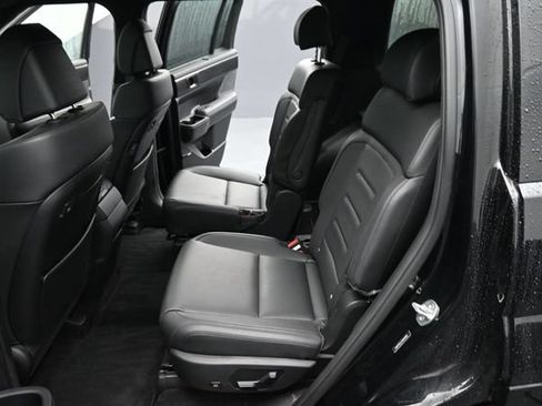 Used 2024 Hyundai Santa Fe Calligraphy AWD/4WD image 15