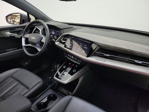 Used 2023 Audi Q4 e-tron Premium Plus w/ Premium Plus RWD image 20