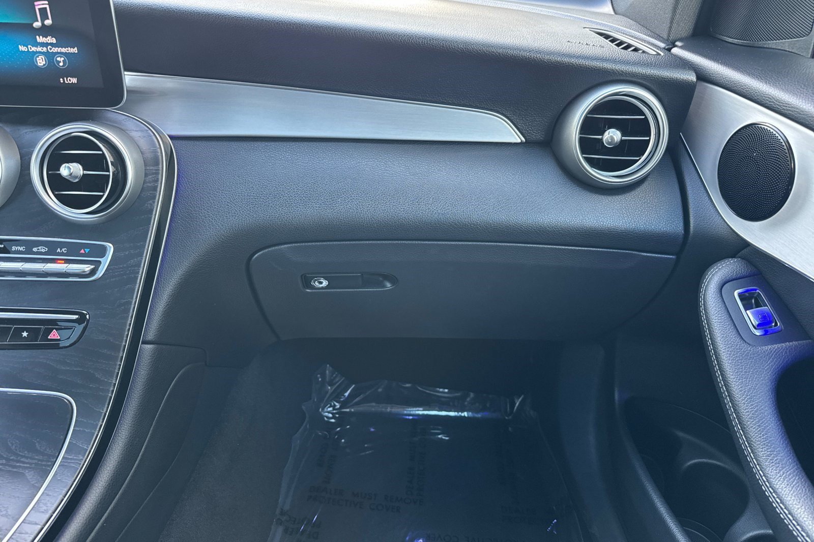 Used 2022 Mercedes-Benz GLC 300 image 31