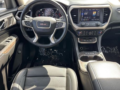 Used 2023 GMC Acadia Denali FWD image 18