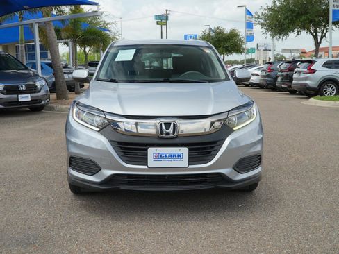 Used 2019 Honda HR-V LX image 2