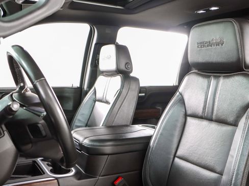 Used 2023 Chevrolet Silverado 2500 High Country w/ Z71 Off-Road Package image 27