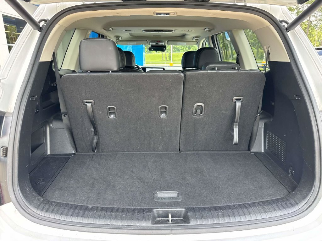 Used 2025 Kia Telluride S FWD image 11