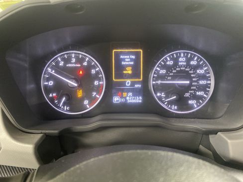 Used 2024 Subaru Crosstrek 2.5i Limited AWD/4WD image 17