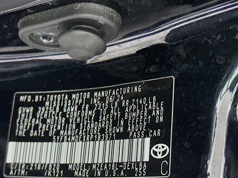 Used 2024 Toyota Corolla LE image 12