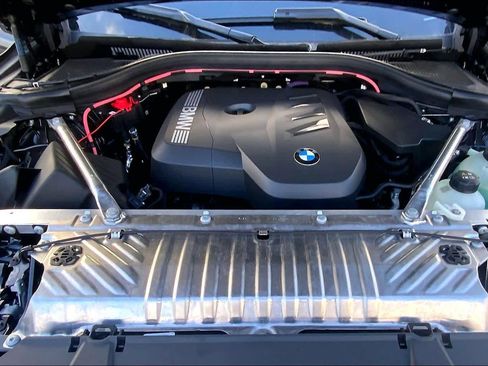 Used 2026 BMW X3 xDrive30 w/ Convenience Package AWD/4WD image 16