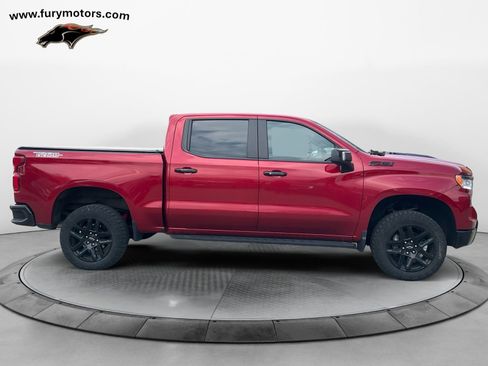 Used 2023 Chevrolet Silverado 1500 LT Trail Boss w/ Convenience Package II image 2