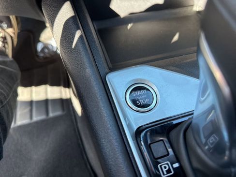Used 2025 Nissan Altima 2.5 SV FWD image 22