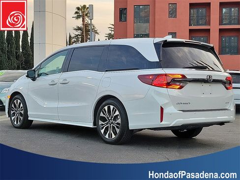 Used 2026 Honda Odyssey Elite image 7
