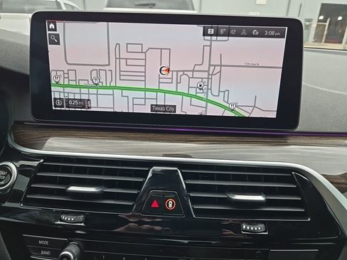 Used 2022 BMW 540i w/ M Sport Package image 6