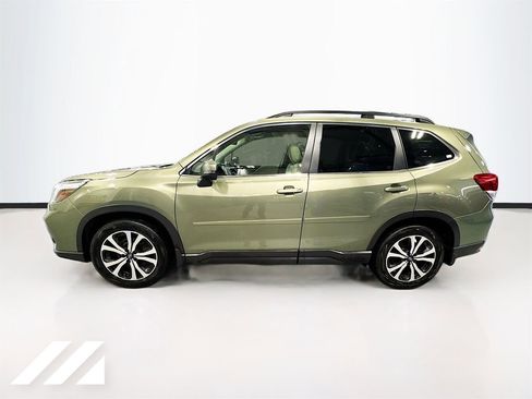 Used 2021 Subaru Forester Limited image 8