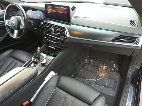Used 2023 BMW 540i w/ Executive Package RWD image 22