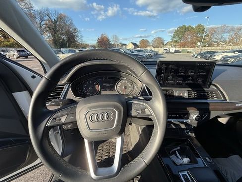 Used 2022 Audi Q5 2.0T Premium image 20