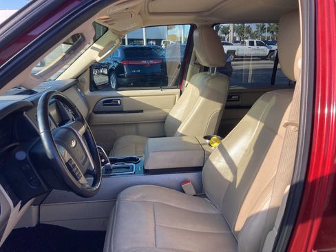 Used 2015 Ford Expedition EL Limited w/ Equipment Group 301A RWD image 19