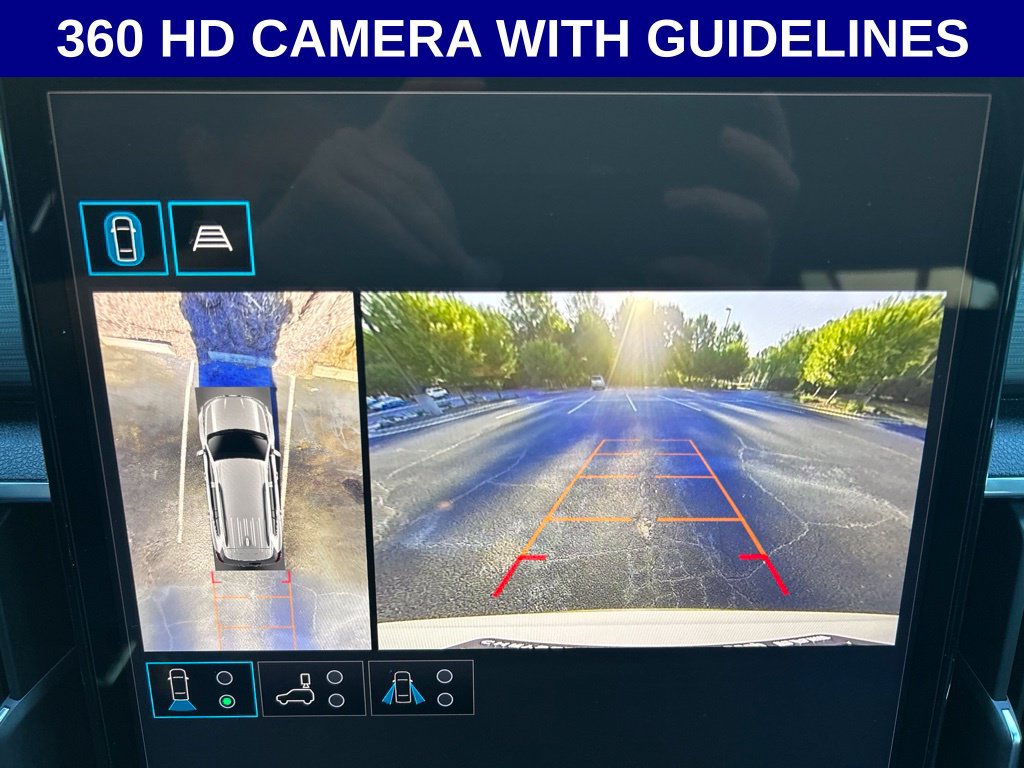 Used 2024 GMC Acadia Elevation FWD image 3