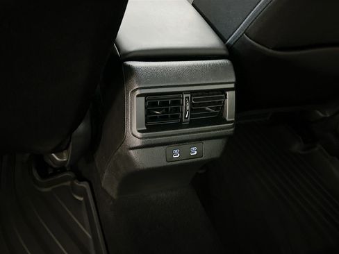 Used 2025 Honda Accord SE image 28