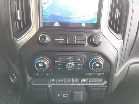 Used 2020 Chevrolet Silverado 1500 LT w/ All-Star Edition AWD/4WD image 12