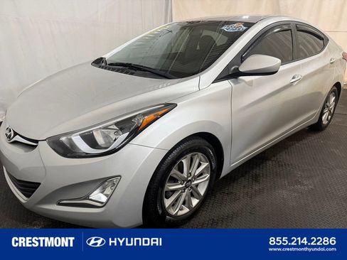 Used 2015 Hyundai Elantra SE w/ Option Group 02 image 9