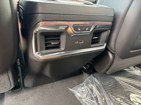 New 2026 GMC Sierra 2500 Denali Ultimate AWD/4WD image 16