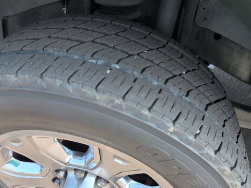 Used 2014 RAM 2500 Laramie AWD/4WD image 10